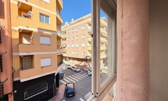 Revente - Apartment -
Torrevieja - Playa del Cura