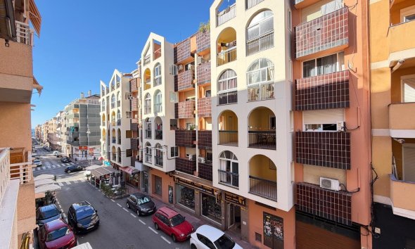 Revente - Apartment -
Torrevieja - Playa del Cura