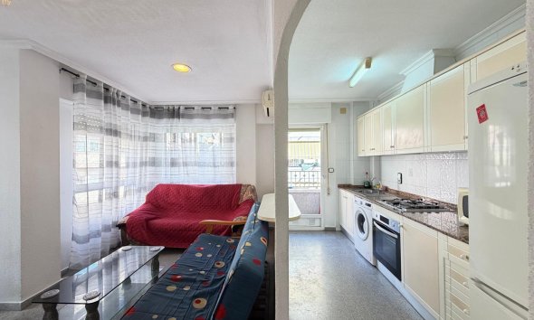 Revente - Apartment -
Torrevieja - Playa del Cura