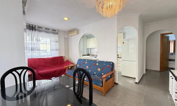 Revente - Apartment -
Torrevieja - Playa del Cura