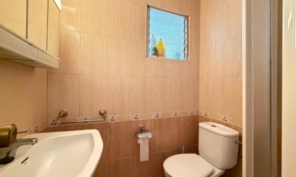Revente - Apartment -
Torrevieja - Las Piscinas Naturales