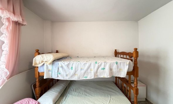 Revente - Apartment -
Torrevieja - Las Piscinas Naturales