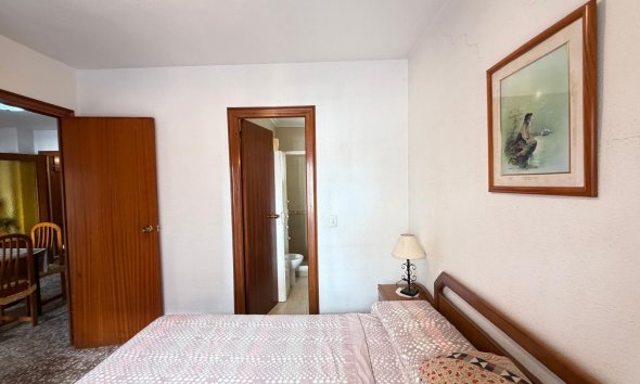 Revente - Apartment -
Torrevieja - Las Piscinas Naturales