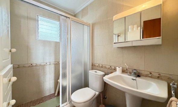 Revente - Apartment -
Torrevieja - Las Piscinas Naturales