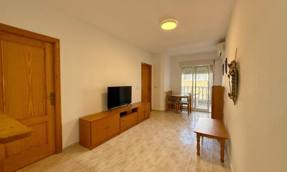 Revente - Apartment -
Torrevieja - Playa de los Locos