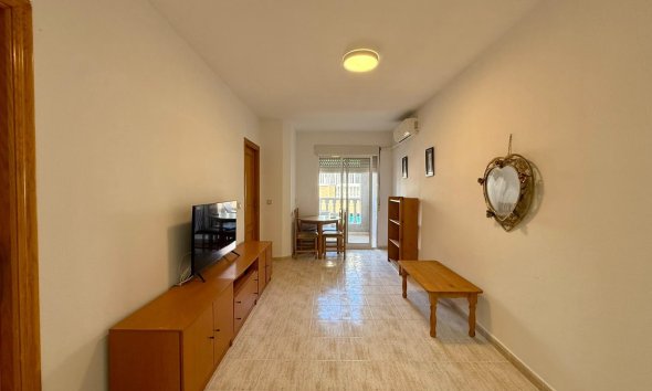 Revente - Apartment -
Torrevieja - Playa de los Locos