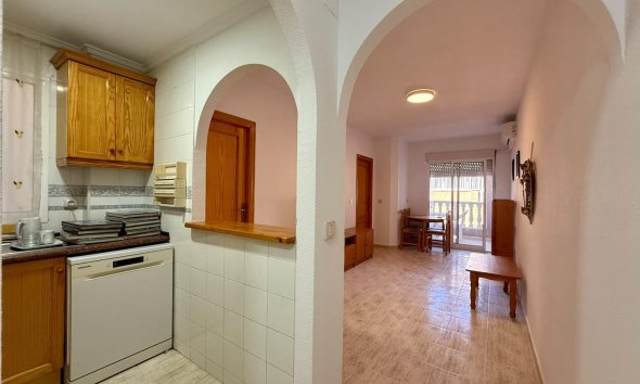 Revente - Apartment -
Torrevieja - Playa de los Locos