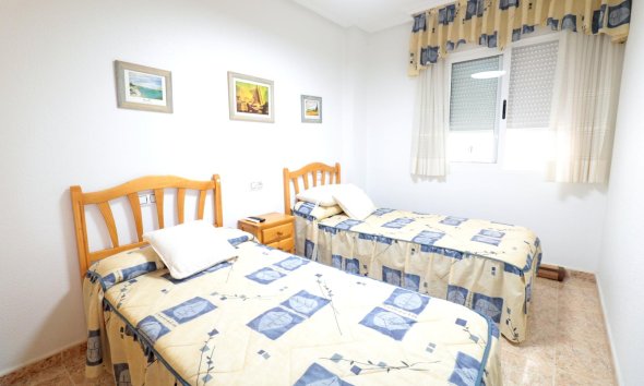 Revente - Apartment -
Torrevieja - Acequion