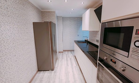 Revente - Apartment -
Torrevieja - Acequion