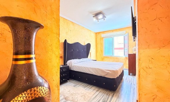 Revente - Apartment -
Torrevieja - Acequion