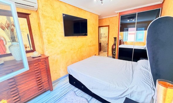 Revente - Apartment -
Torrevieja - Acequion