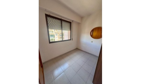 Revente - Apartment -
Torrevieja - Parque de las Naciones