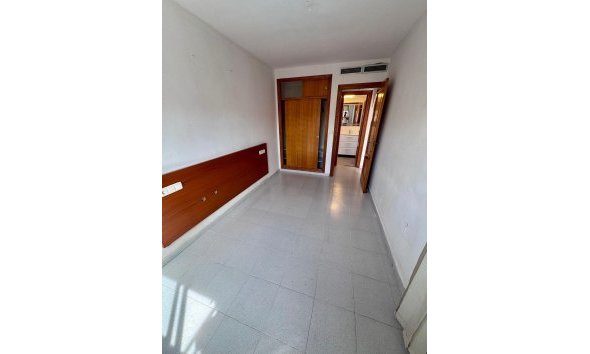 Revente - Apartment -
Torrevieja - Parque de las Naciones