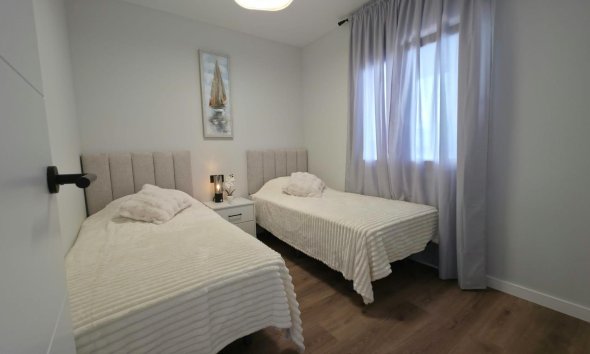 Revente - Bungalow -
Torrevieja - Zona Los Frutales