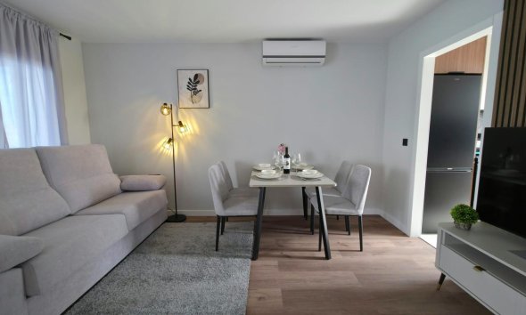 Revente - Bungalow -
Torrevieja - Zona Los Frutales