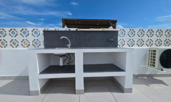 Revente - Bungalow -
Torrevieja - Zona Los Frutales