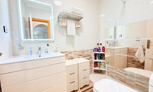 Revente - Apartment -
Los Montesinos - Costa Blanca