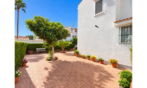 Revente - Town House -
Torrevieja - Costa Blanca