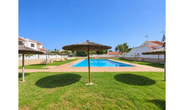 Revente - Town House -
Torrevieja - Costa Blanca