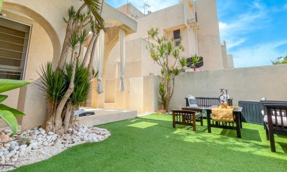 Revente - Town House -
Torrevieja - Costa Blanca