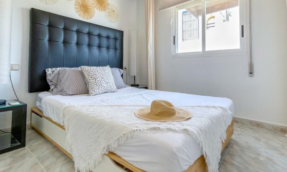 Revente - Town House -
Torrevieja - Costa Blanca