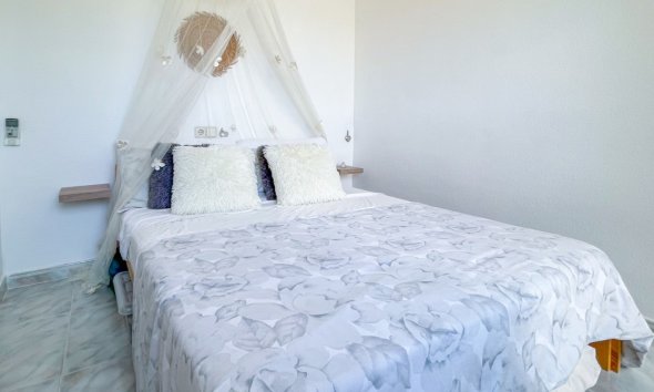 Revente - Town House -
Torrevieja - Costa Blanca