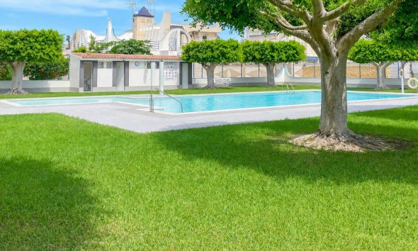 Revente - Town House -
Torrevieja - Costa Blanca