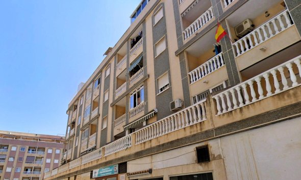 Revente - Apartment -
Torrevieja - Parque de las Naciones