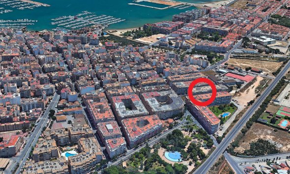 Revente - Apartment -
Torrevieja - Parque de las Naciones