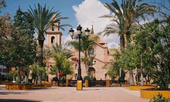 Revente - Apartment -
Torrevieja - Parque de las Naciones
