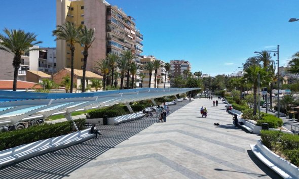 Revente - Apartment -
Torrevieja - Parque de las Naciones