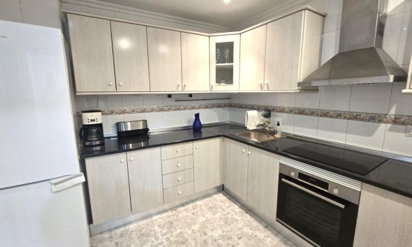 Revente - Apartment -
Torrevieja - Las Piscinas Naturales