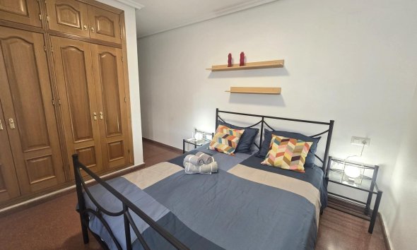 Revente - Apartment -
Torrevieja - Las Piscinas Naturales