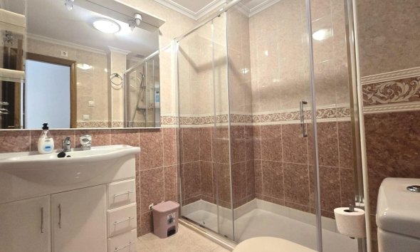 Revente - Apartment -
Torrevieja - Las Piscinas Naturales