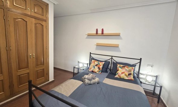 Revente - Apartment -
Torrevieja - Las Piscinas Naturales