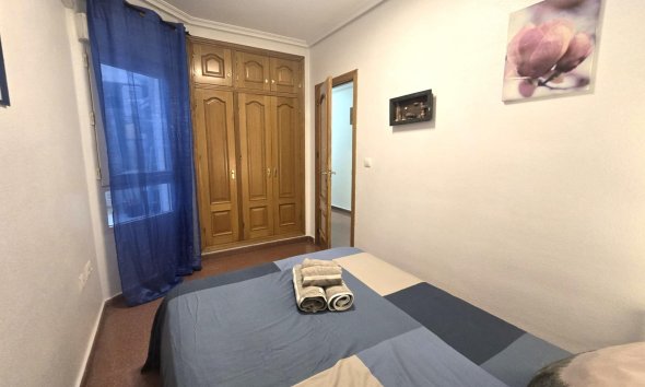 Revente - Apartment -
Torrevieja - Las Piscinas Naturales