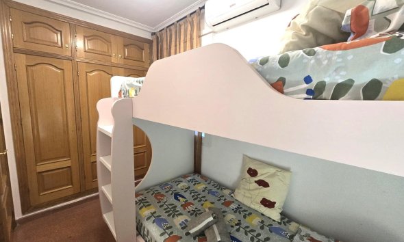 Revente - Apartment -
Torrevieja - Las Piscinas Naturales