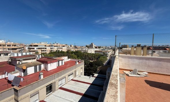 Revente - Apartment -
Torrevieja - Playa del Cura