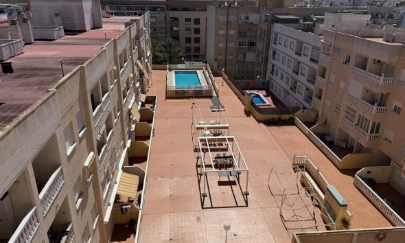 Revente - Apartment -
Torrevieja - Playa del Cura