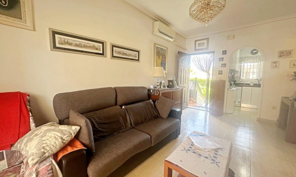 Revente - Bungalow -
Torrevieja - Aguas Nuevas