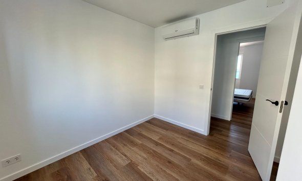 Revente - Apartment -
Torrevieja - Acequion
