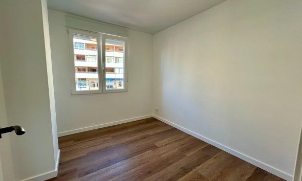 Revente - Apartment -
Torrevieja - Acequion