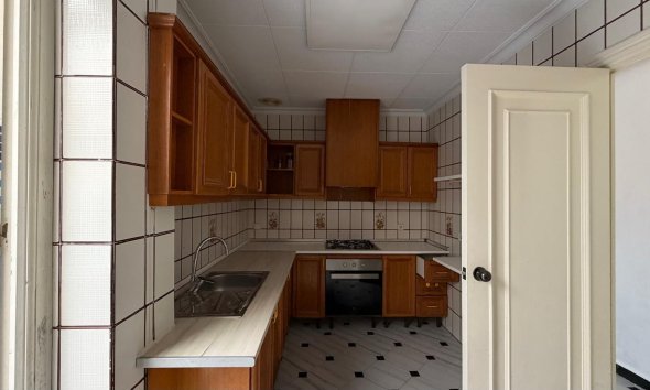 Revente - Apartment -
Torrevieja - Centro