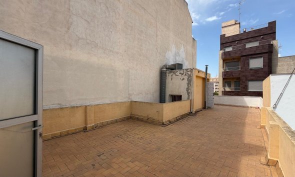 Revente - Apartment -
Torrevieja - Centro