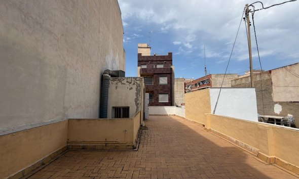 Revente - Apartment -
Torrevieja - Centro