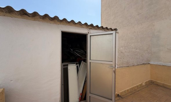 Revente - Apartment -
Torrevieja - Centro