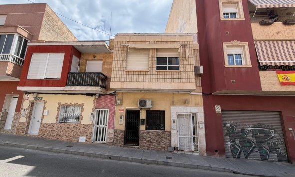 Revente - Apartment -
Torrevieja - Centro