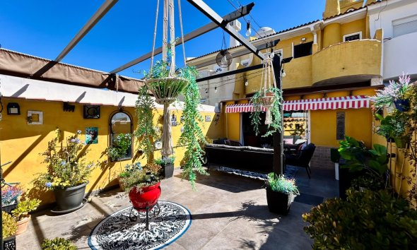 Revente - Town House -
Torrevieja - Costa Blanca