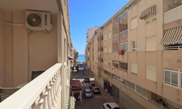 Revente - Apartment -
Torrevieja - Playa de los Locos