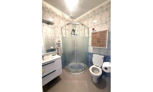 Reventa - Bungalow -
Torrevieja - Torretas